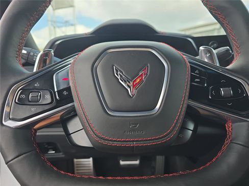 Used 2025 Chevrolet Corvette Stingray Coupe w/ 1LT RWD image 20