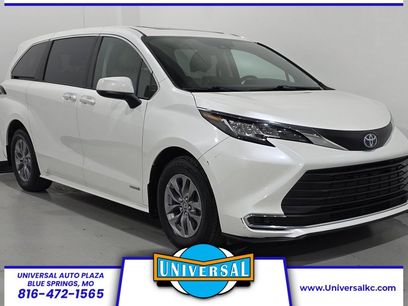 Used 2021 Toyota Sienna Limited