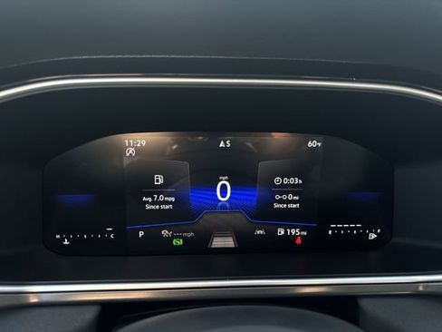 New 2026 Volkswagen Taos SE FWD image 11