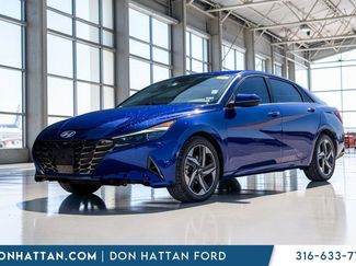 Used 2023 Hyundai Elantra Limited video 1