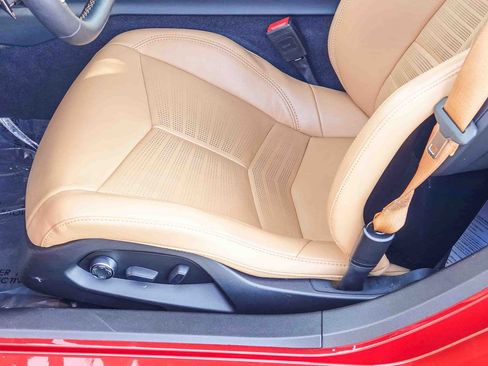 Used 2024 Chevrolet Corvette Stingray Premium Conv w/ Z51 Performance Package image 28