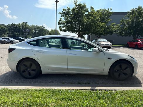 Used 2020 Tesla Model 3 Long Range AWD/4WD image 4