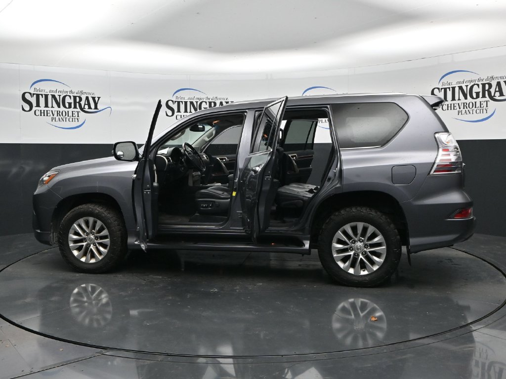 Used 2017 Lexus GX 460 Premium w/ Premium Package AWD/4WD image 37
