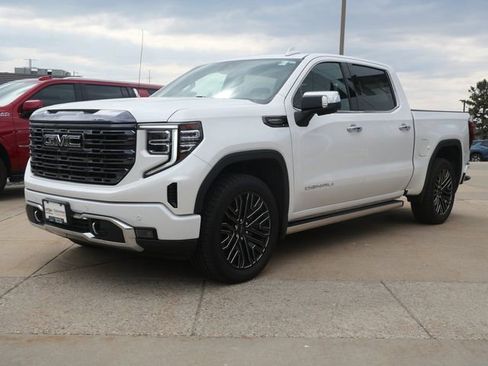 Used 2022 GMC Sierra 1500 Denali Ultimate image 3