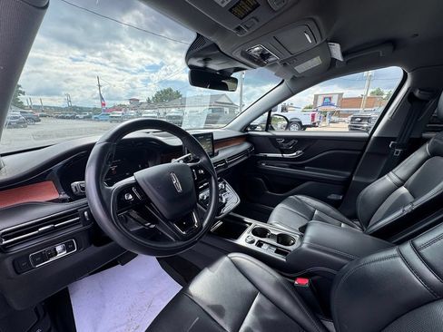 Used 2022 Lincoln Corsair Reserve AWD/4WD image 13