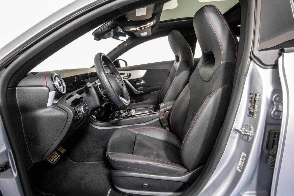 Used 2025 Mercedes-Benz CLA 45 AMG 4MATIC image 10