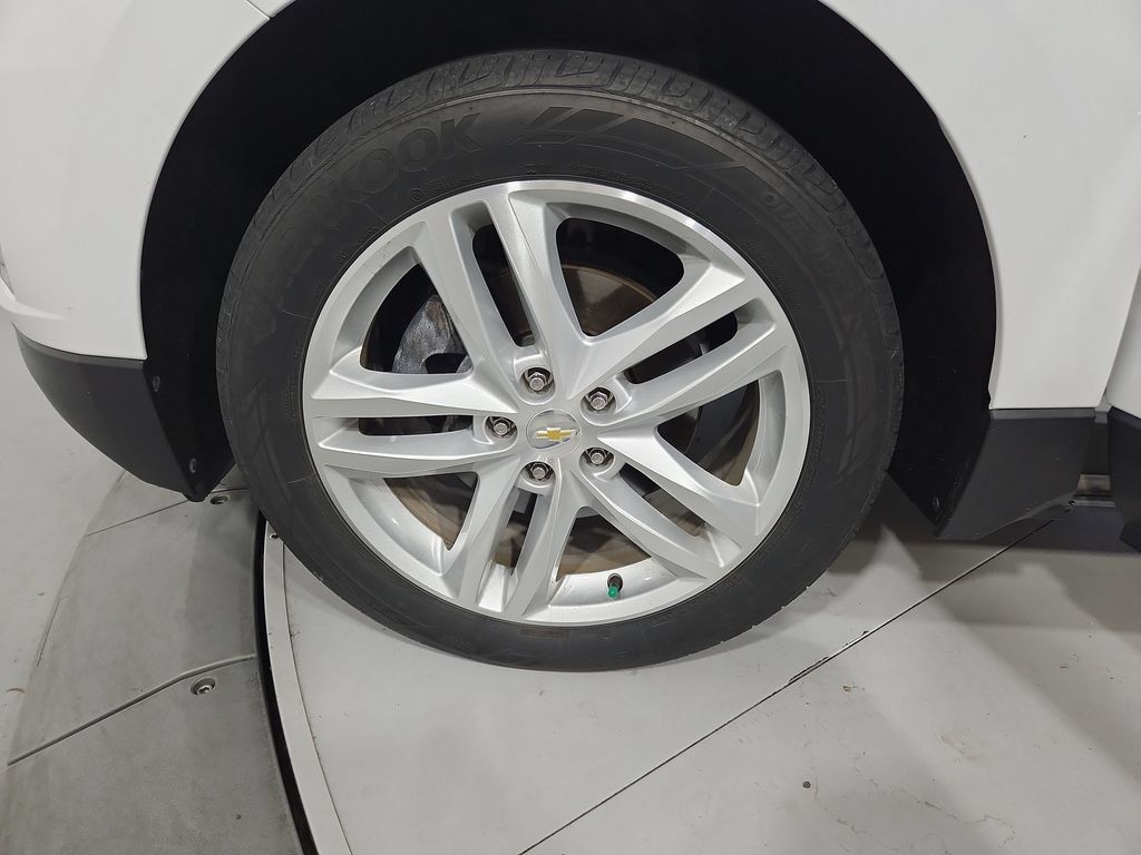 Used 2020 Chevrolet Equinox Premier AWD/4WD image 28