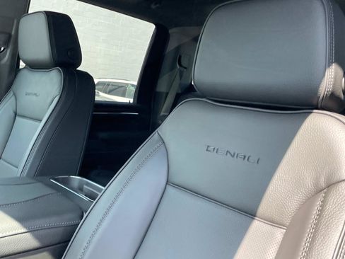 New 2025 GMC Sierra 2500 Denali w/ Denali Reserve Package image 22