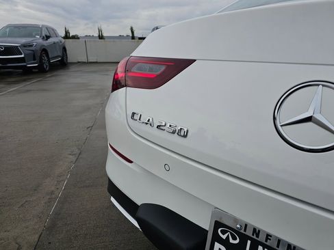 Used 2025 Mercedes-Benz CLA 250 4MATIC image 15