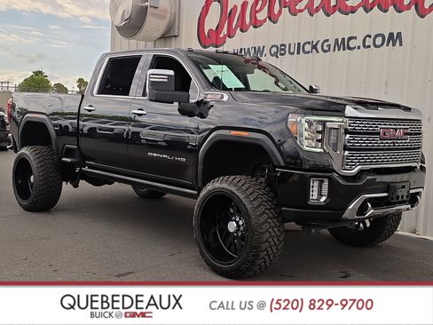 Used 2022 GMC Sierra 2500 Denali image 1