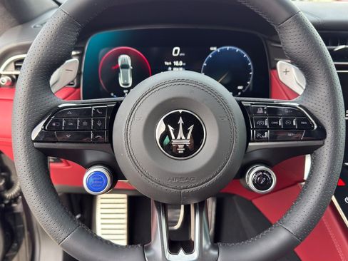 New 2026 Maserati Grecale Modena image 12