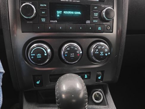 Used 2014 Dodge Challenger SXT Plus image 46