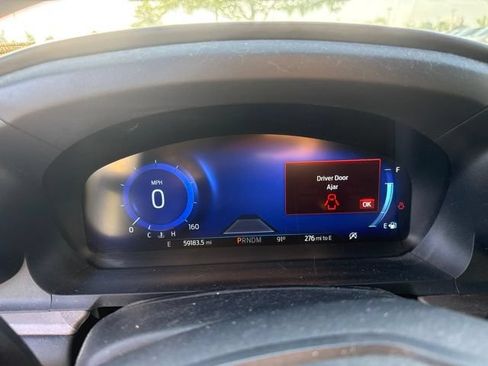 Used 2020 Ford Explorer Platinum w/ Premium Technology Package AWD/4WD image 16