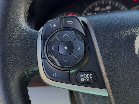 Used 2012 Toyota Camry XLE image 14