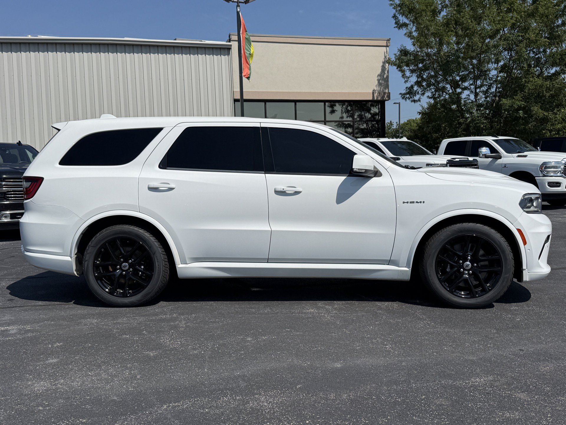 Used 2021 Dodge Durango R/T w/ Tow 'N Go Package AWD/4WD image 9
