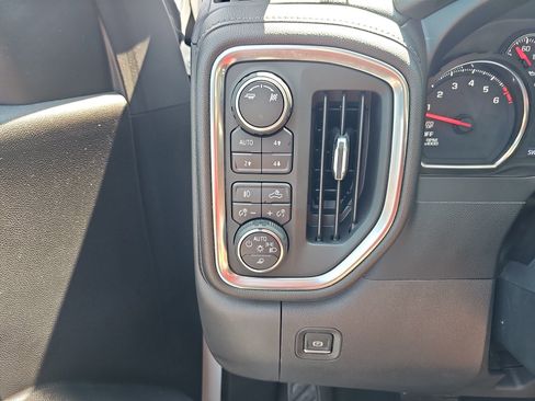 Used 2019 Chevrolet Silverado 1500 RST w/ All-Star Edition AWD/4WD image 33