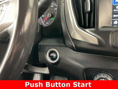 Used 2018 GMC Terrain SLE image 4