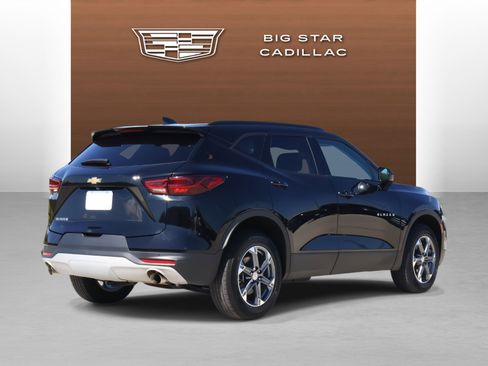 Used 2024 Chevrolet Blazer LT w/ Convenience Package image 5