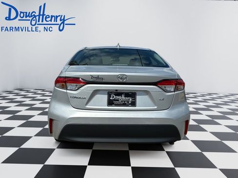 Used 2024 Toyota Corolla LE image 4