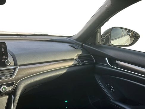 Used 2021 Honda Accord Sport image 27
