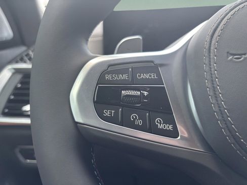 Used 2026 BMW X7 M60i image 12