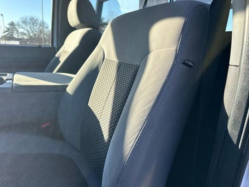 Used 2011 Ford F250 XL image 11