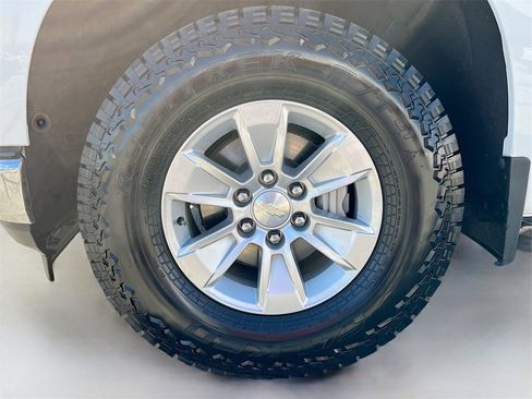 Used 2019 Chevrolet Silverado 1500 LT w/ All-Star Edition image 29