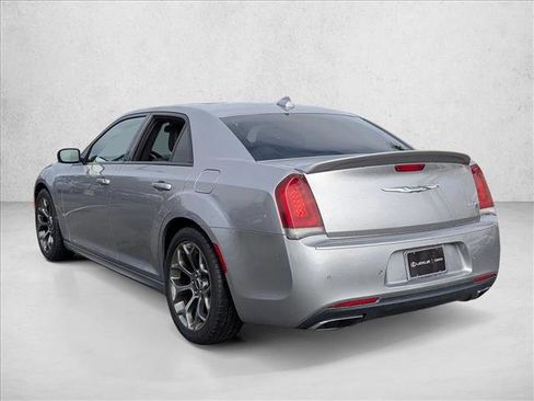 Used 2018 Chrysler 300 S w/ 300S Premium Group image 8