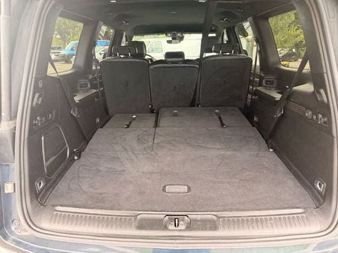 Used 2024 Jeep Wagoneer Series II w/ Flexible Seating Group AWD/4WD image 18