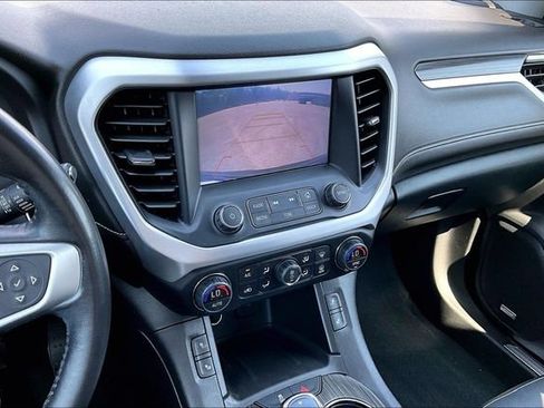 Used 2019 GMC Acadia SLT w/ Black Edition FWD image 14