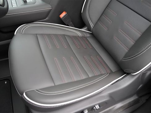 New 2026 GMC Sierra 2500 AT4X image 13