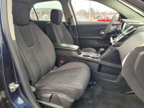 Used 2017 Chevrolet Equinox LS image 12