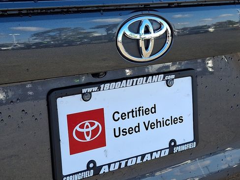 Certified 2024 Toyota RAV4 XLE image 29