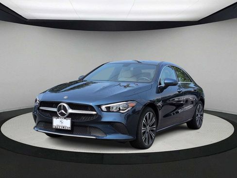 Used 2023 Mercedes-Benz CLA 250 4MATIC image 4