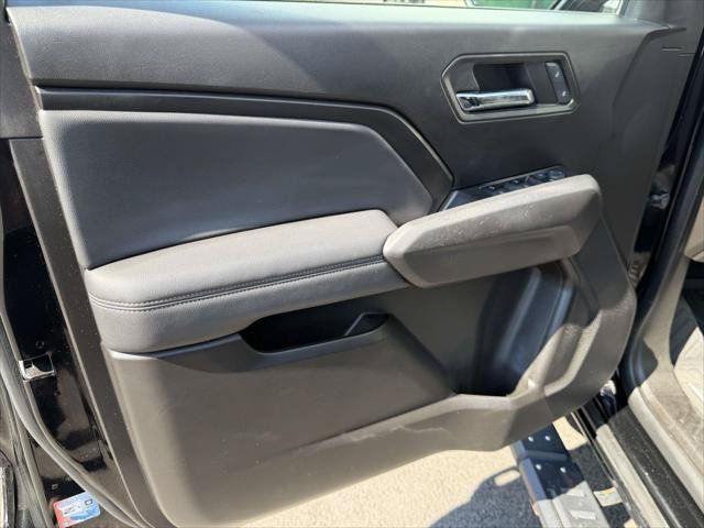 Used 2024 GMC Canyon Elevation w/ Elevation Premium Package RWD image 18