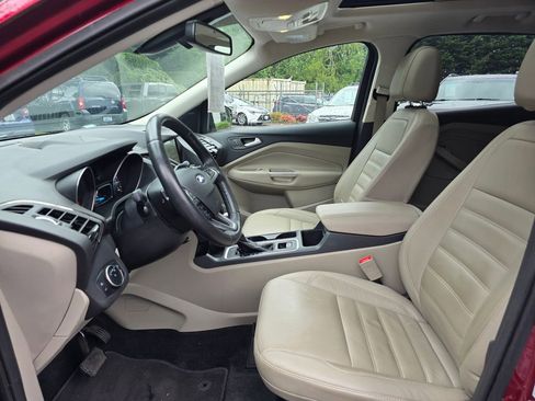 Used 2017 Ford Escape Titanium AWD/4WD image 8