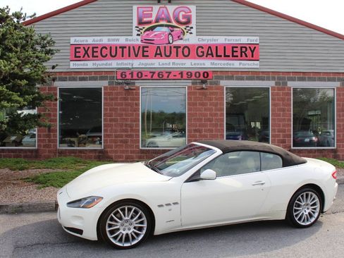 Used 2015 Maserati GranTurismo Convertible RWD image 1