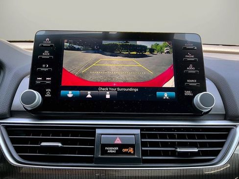 Used 2021 Honda Accord Sport image 13
