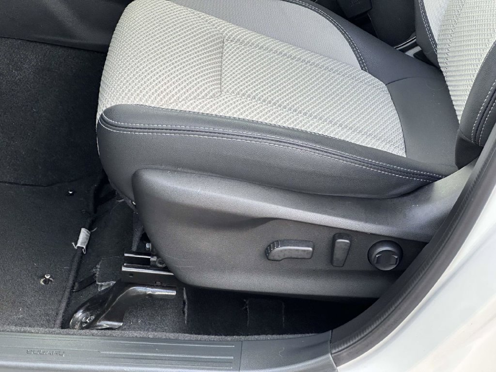 Certified 2023 Subaru Forester Premium AWD/4WD image 14