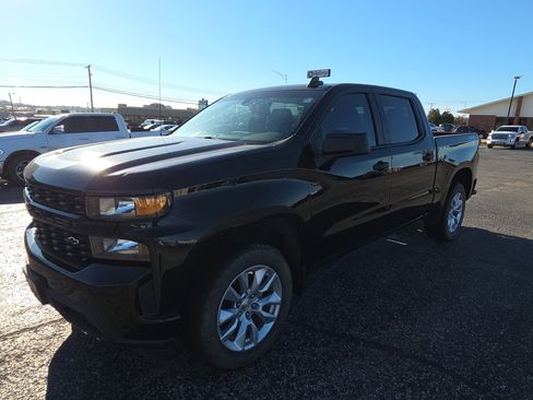 Used 2021 Chevrolet Silverado 1500 Custom w/ LPO, Dark Essentials Package image 3