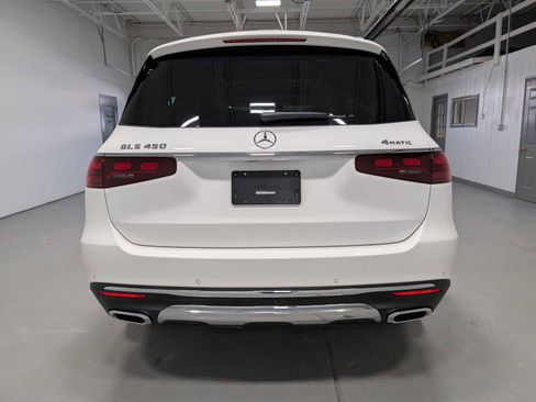 Certified 2026 Mercedes-Benz GLS 450 4MATIC image 9