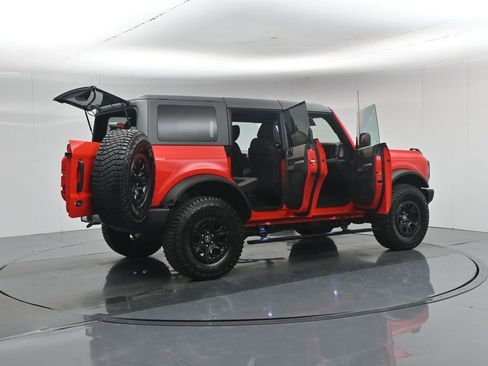 Certified 2023 Ford Bronco Wildtrak AWD/4WD image 6