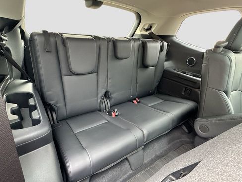 Used 2025 Subaru Ascent Bronze Edition w/ Popular Package #2 image 28