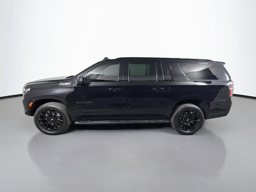 Used 2023 Chevrolet Suburban Z71 w/ Luxury Package AWD/4WD image 9