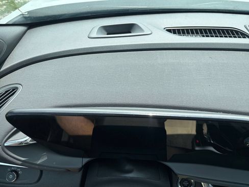 Used 2025 Buick Envista Preferred FWD image 35
