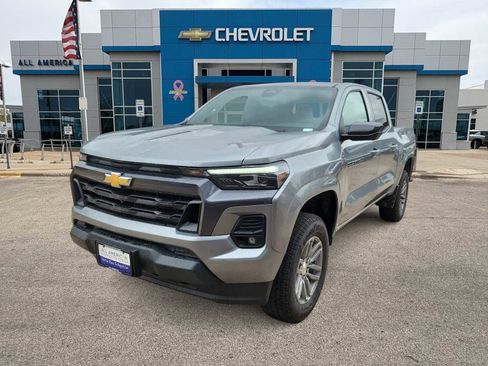 New 2025 Chevrolet Colorado LT w/ LT Convenience Package image 1