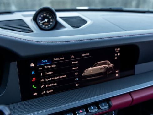 Certified 2026 Porsche 911 Carrera image 34