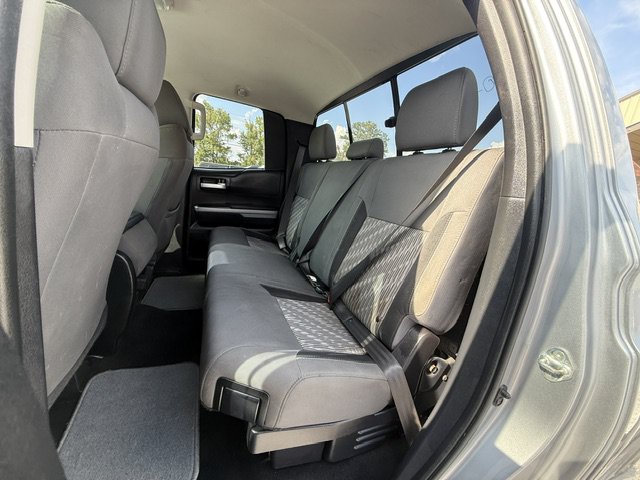Used 2018 Toyota Tundra SR5 AWD/4WD image 11