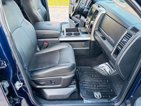 Used 2014 RAM 1500 Laramie w/ Convenience Group image 28