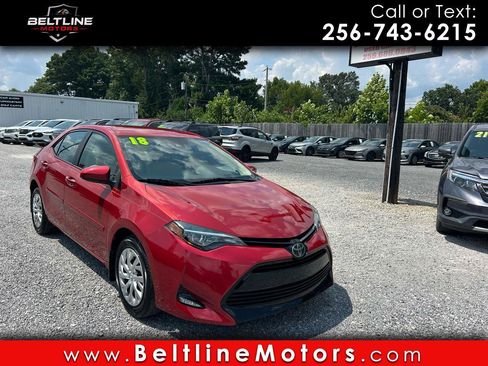 Used 2018 Toyota Corolla LE FWD image 1